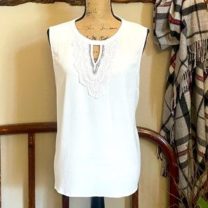 Crochet Detailed Sleeveless Top